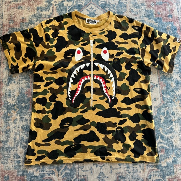 BAPE 1ST CAMO SHARK TEE MENS - Picture 5 of 11